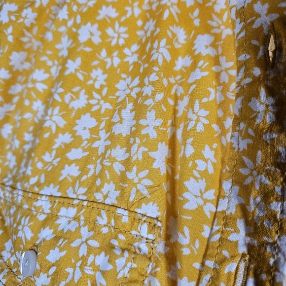 St John's Bay Womens Long Sleeve Button Up Shirt, Yellow/White Floral, Medium - Picture 7 of 12
